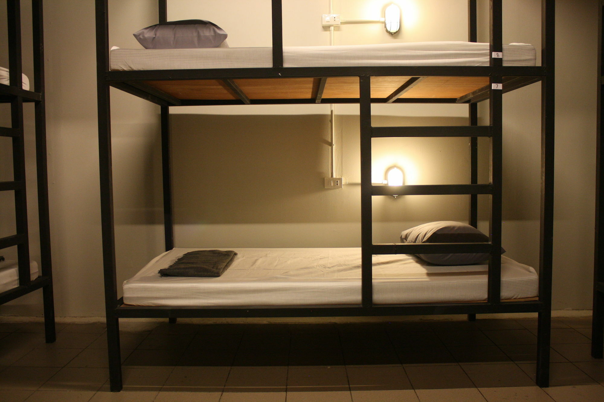 The Mixx Hostel Bangkok Extérieur photo